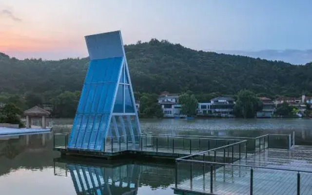 Moganshan Sky Swimming Pool Resort