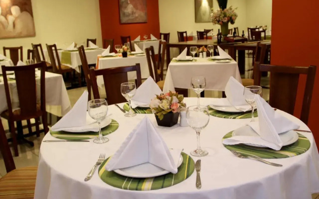 Crystal Residence Hotel