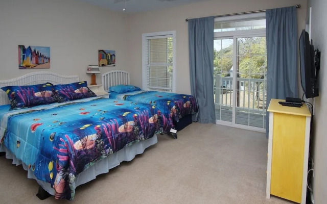 Amy's Oasis by RedAwning