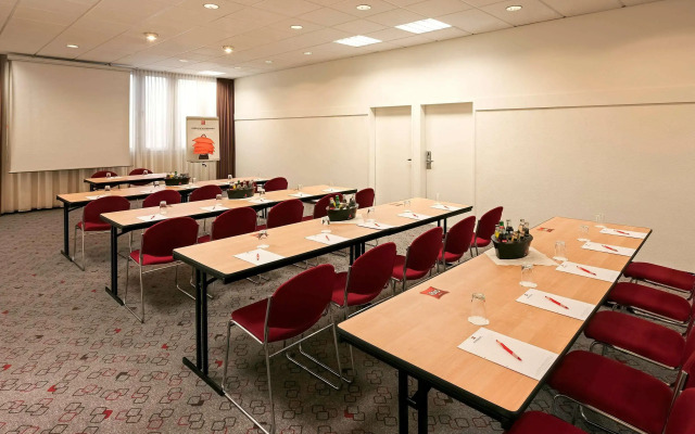 ibis Nuernberg City am Plaerrer