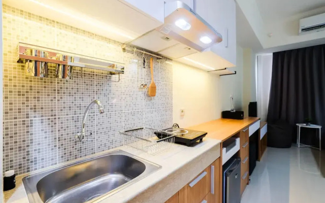 New And Nice Studio At Evenciio Margonda Apartment