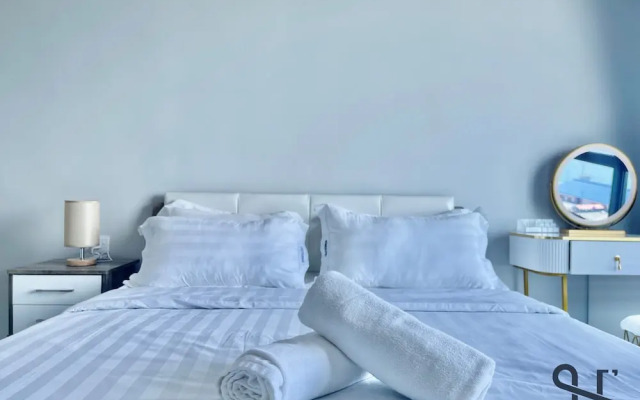 Homesuite' Home at Jesselton Quay