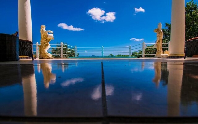 Camelot Villa