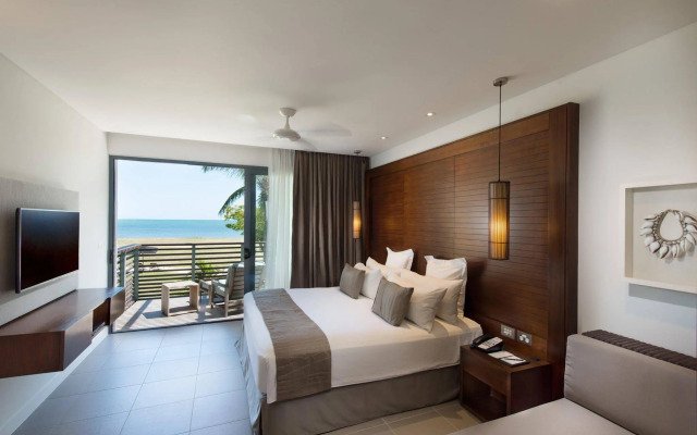 Hilton Fiji Beach Resort and Spa
