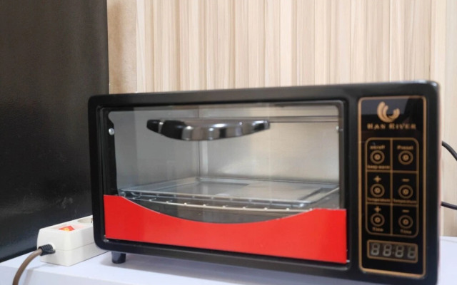 Elegant Studio (No Kitchen) Apartment at Green Bay Pluit