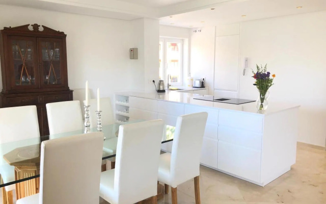 Marbella downtown next to the sea