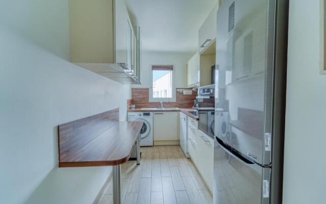 Chic and spacious apart with parking