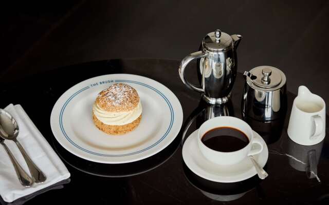 art'otel London Hoxton powered by Radisson Hotels