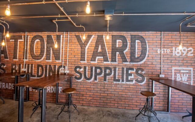 Stylish warehouse apartment in Central Cardiff