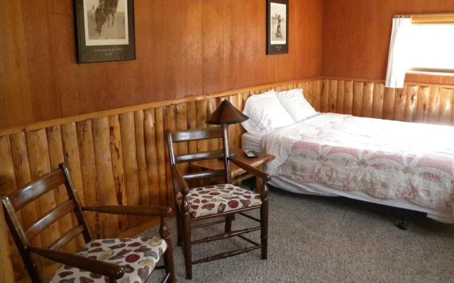 Trail Shop Inn