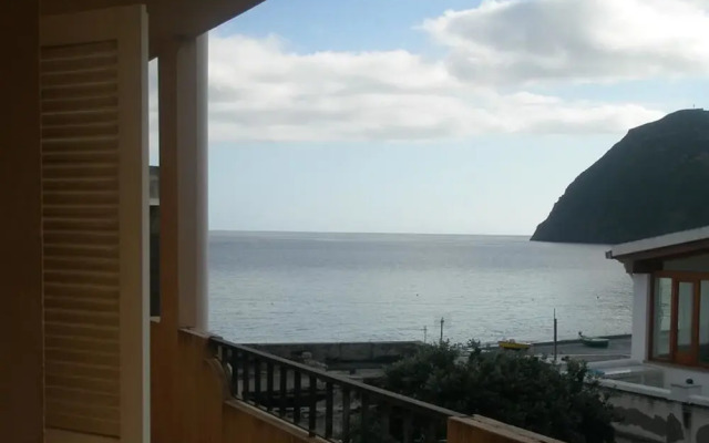 Casa Marco, a few Steps From the sea