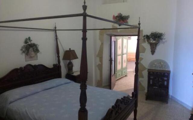 Scalea Historic Center Apartments