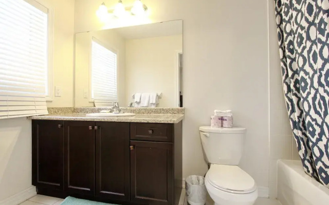 Executive Suite at Brampton House