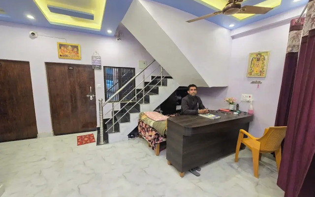 Avadh Dham Guest House