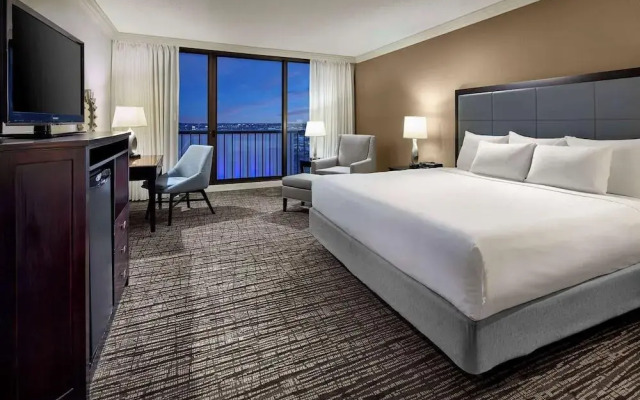 Crowne Plaza Tulsa