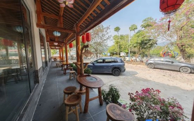 Conghua Lake View Villa