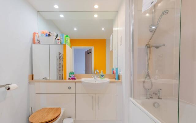 Quirky 1BD Flat W/gym & City Views Dalston!