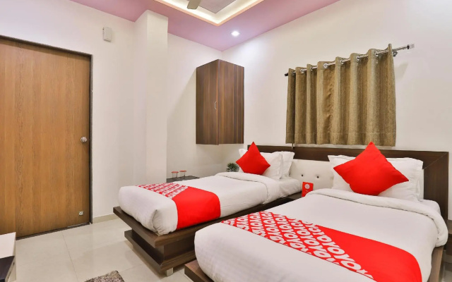 Hotel Navjivan by OYO Rooms