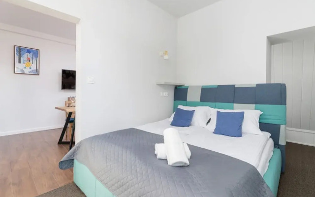 Rural Two-bedroom Apartment by Renters