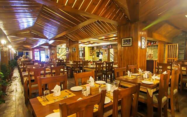 Kuti Resort & Spa