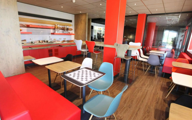 Ibis Aurillac