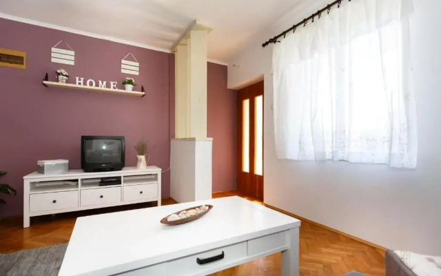 Shabby Chic Apartment ° 1 close to Krk centre