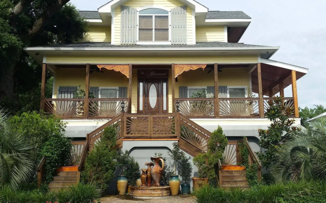 The Almanett Hotel