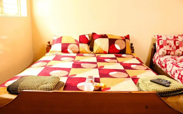 I-ROOMZ Surya Deluxe Lodge