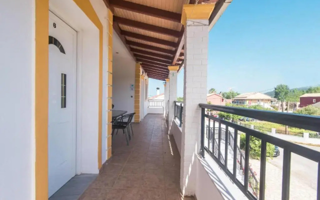 Aleka Apartment 4