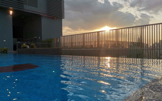 My Casa 2 Bedroom Spacious Family Unit near KLCC