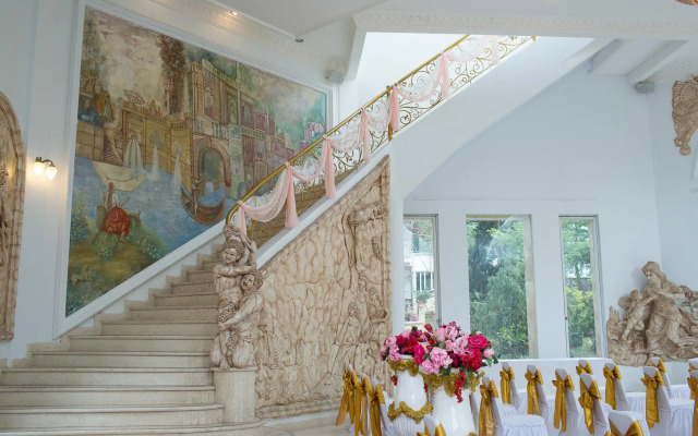 Grand Paradise Hotel Lembang