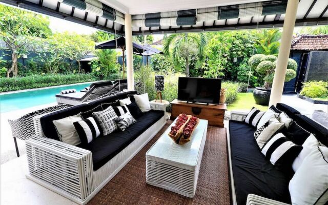 Villa Bloom 4 Bedroom