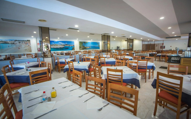Hotel Club Cala Romani
