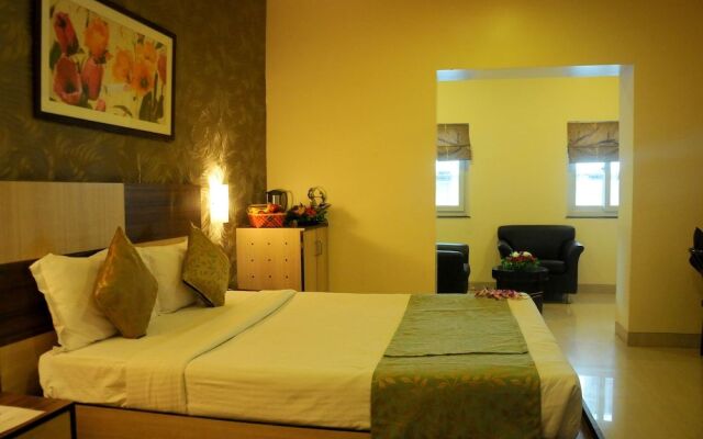 JK Rooms 104 Hotel Madhav International