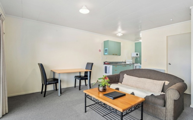 Ride Base Wanaka Apartments – Guest Rooms – Wanaka