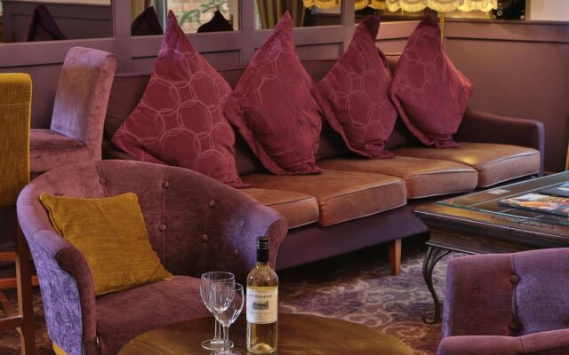Henley Hotel