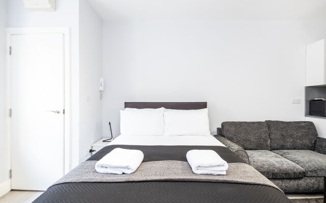 Kings Studio Apartments