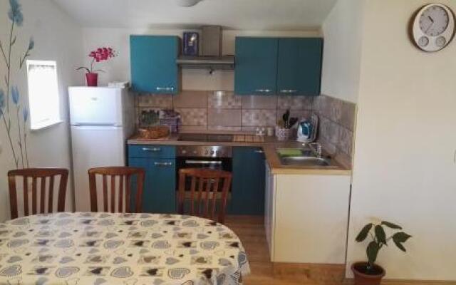 Tomek Apartment