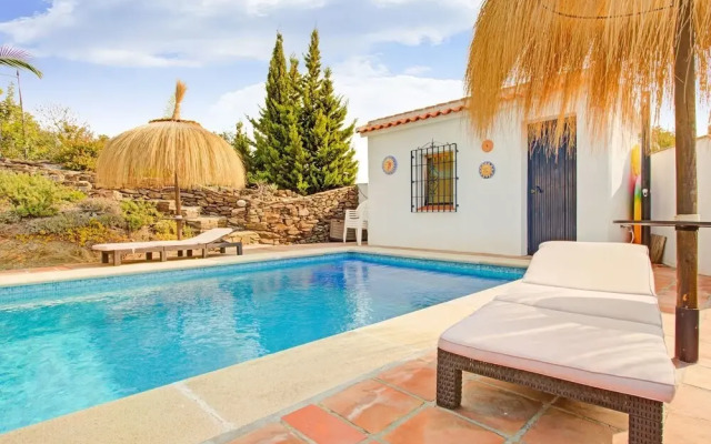 Serene Holiday Home in Sayalonga With Private Pool