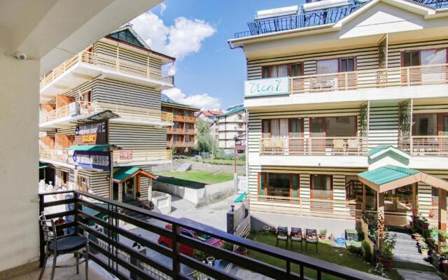 Fabhotel Royal Galaxy