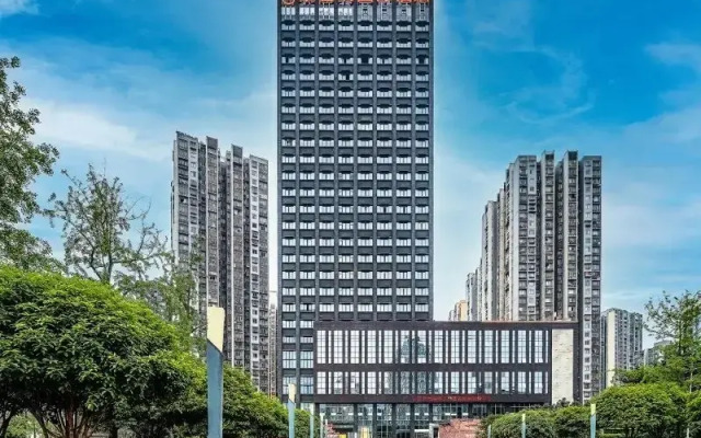 Vienna International Hotel (Wanda Plaza, Dadukou, Chongqing)