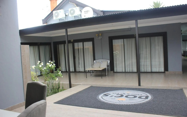 The Halfway House Hotel