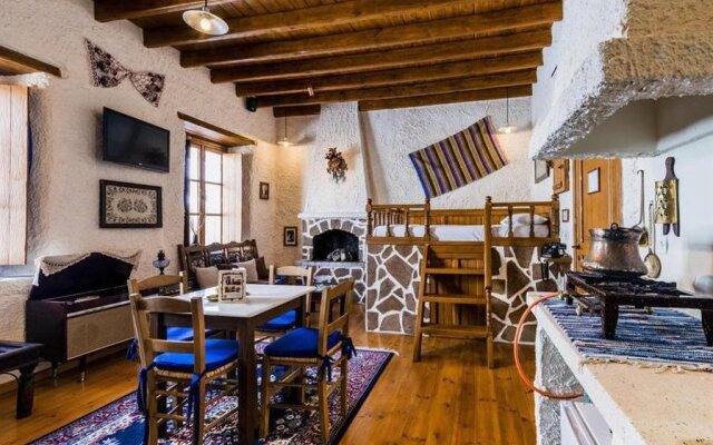 Koukos Rhodian Guesthouse - Adults Only