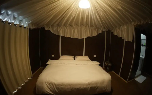 Mirage Rum Camp