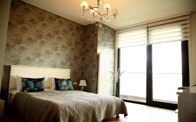 Platform Merter Suites