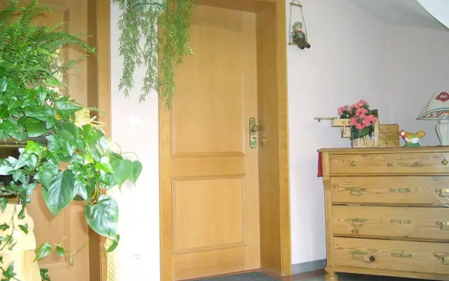 Luise Bernhardt Modern Retreat