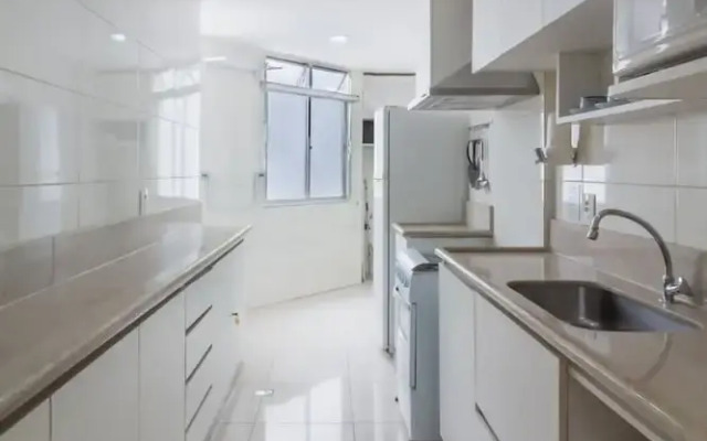 Comfort 4 Minutes From Leblon Beach Ap801