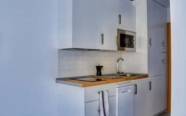 Inviting Apartment With Balcony