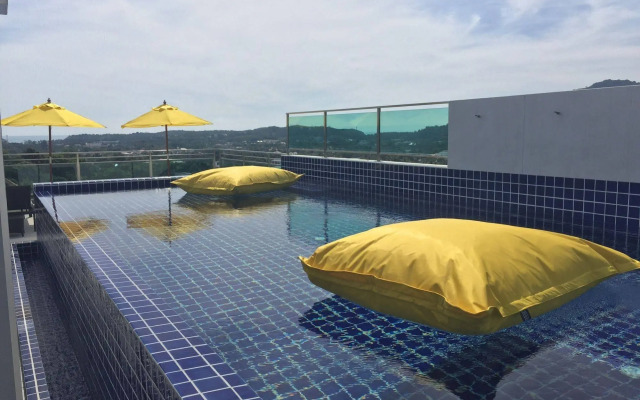 BTR Suites Hotel