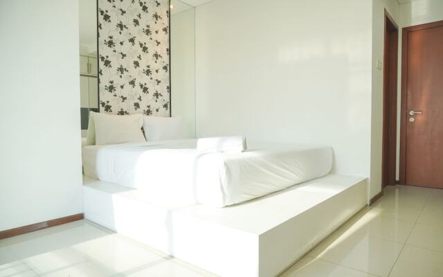 Modern And Homey 2Br Apartment Thamrin Residence